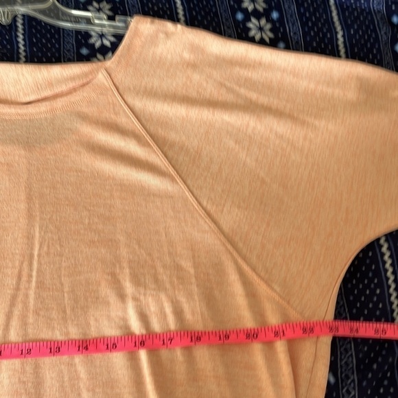 T by Talbots Women’s Light Coral Tee Size Large NWOT - Picture 5 of 9